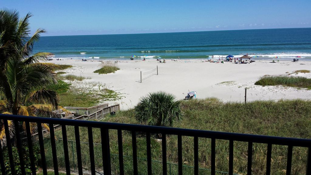 Ocean Landings Resort Cocoa Beach Room photo